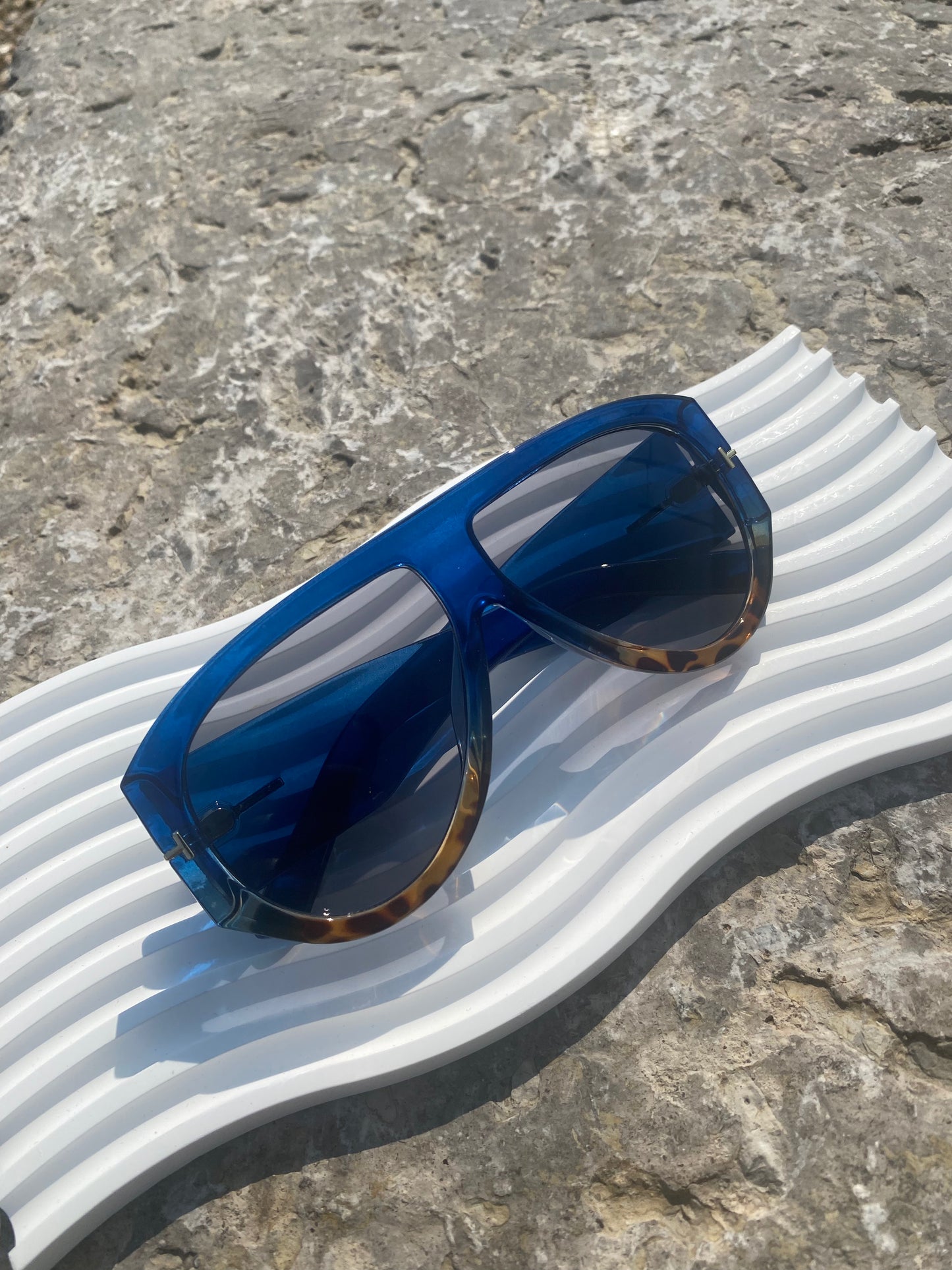 Luxe Shades