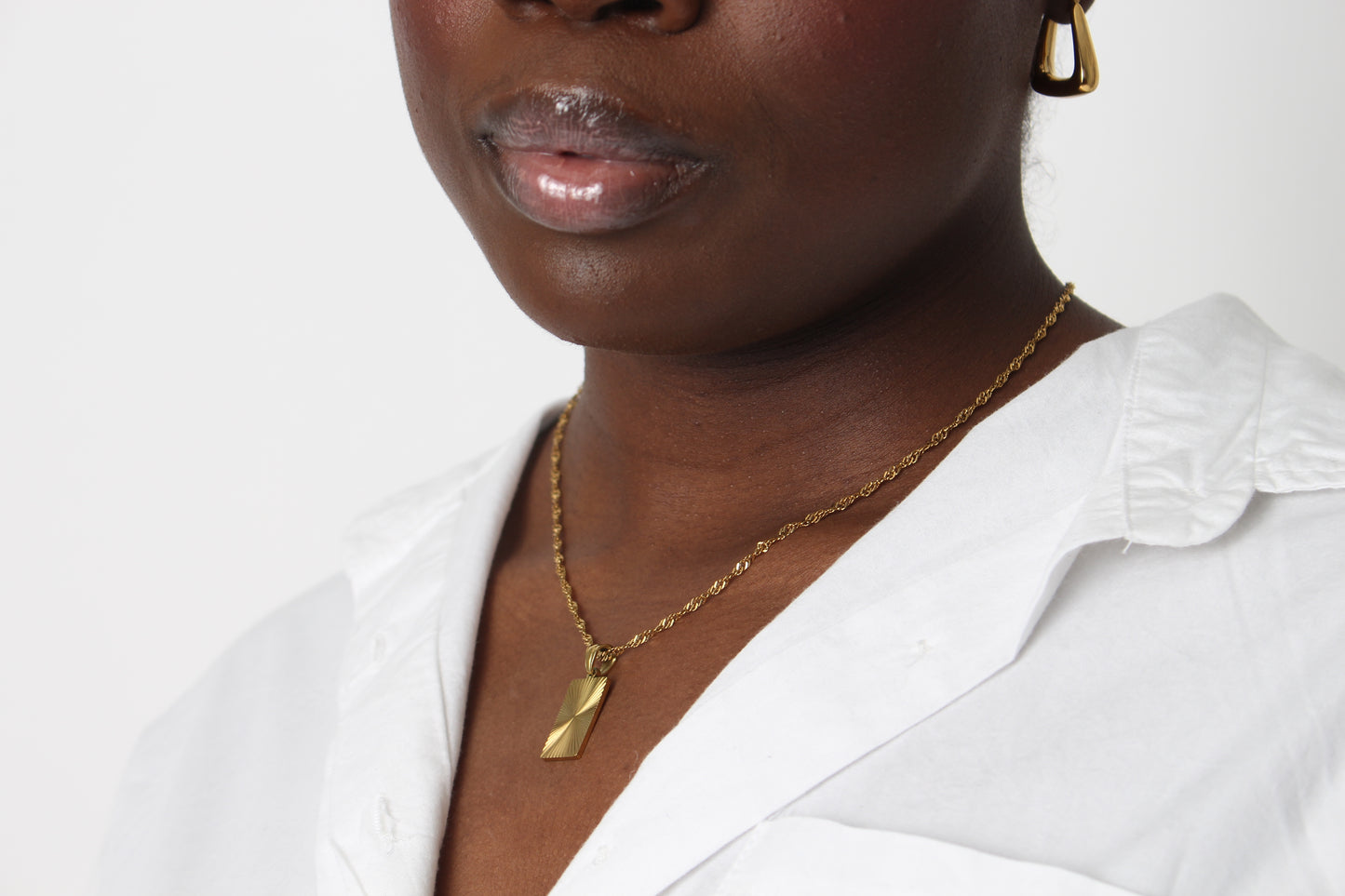 Gold Minimalist Rectangle Necklace