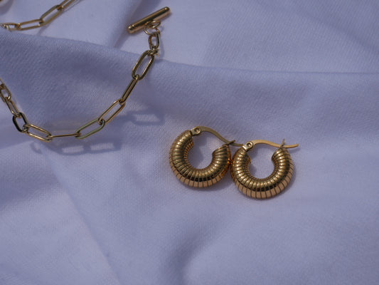 Vintage style earrings