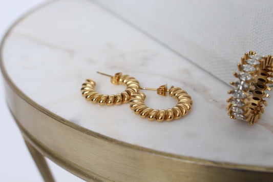 Ribbon Earrings